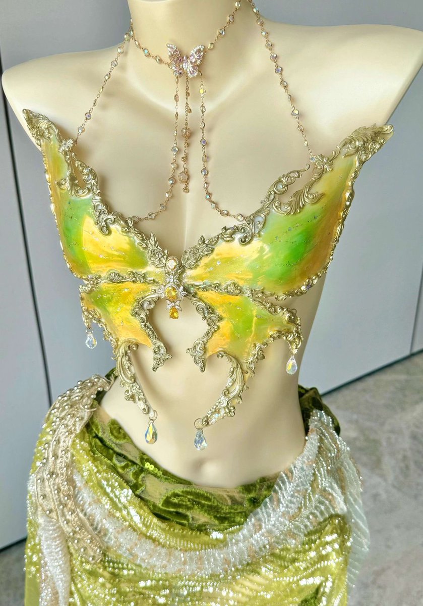 tylathinking's tweet image. who would look radiant in this?