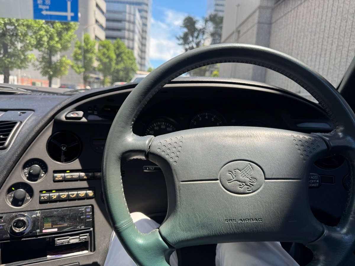 f_Sil80's tweet image. とりあえず酷い渋滞とかじゃなければ夏の日中もエアコン効くし水温も問題なさそう やったぜ〜
水温計付けてからあえて渋滞にハマってシビアコンディションを実証してみたいと思う