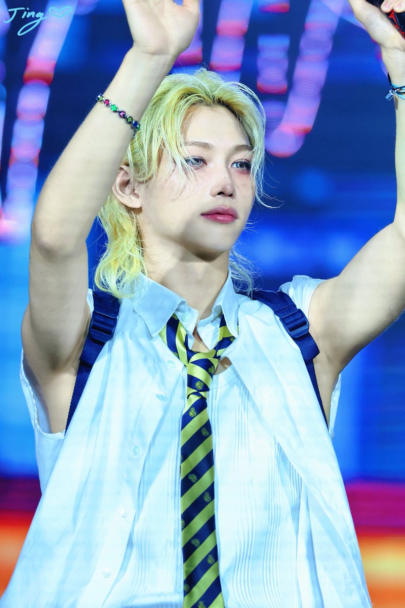 adingnarumi's tweet image. 250719|dominATE in London D2 HD
🫡🙌🏻🎒
#felix #필릭스 #ピリちゃん
#StrayKids #dominATE_London