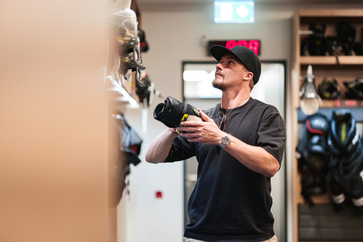 HCSpartaPraha's tweet image. Mikael Seppälä a Niko Seppälä dorazili společně na Spartu! 🇫🇮🛬 🇨🇿 @telhcz