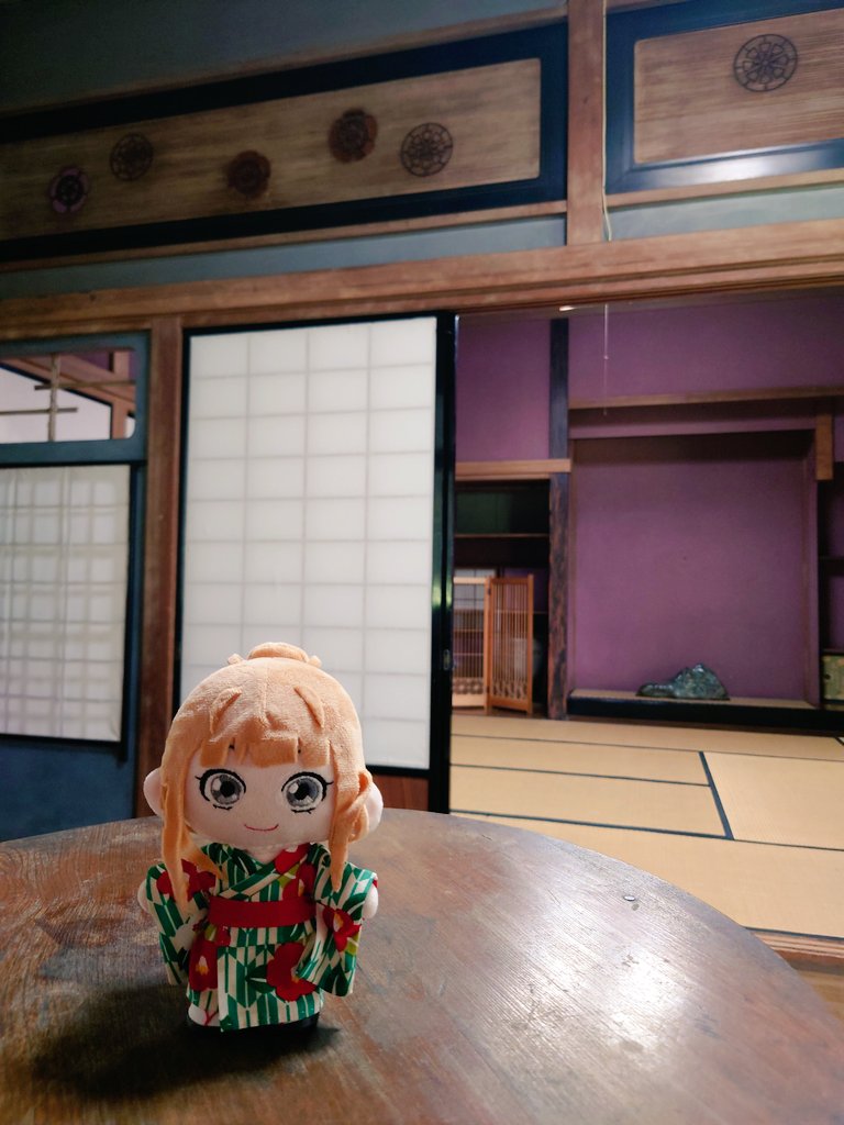 odbrt's tweet image. 今日は貴重な文化財でのオフ会でした✨
夢中になりすぎてほぼ写真撮ってないわ💦
楽しい思い出とたくさんのお土産で胸いっぱいです✨
当たり前じゃない製作物の数々、本当にありがたい🙏✨
金カムの撮影場所でもあるということで、クッキーの差し入れもあって私得すぎました〜😂
#日向誕2025