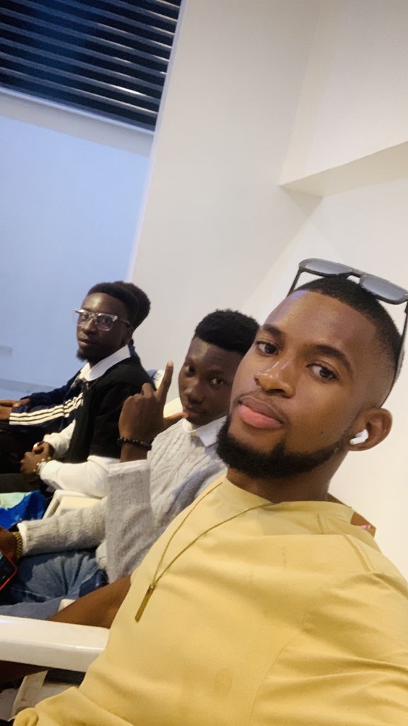 rapheldubem25's tweet image. HAPPY SUNDAY FAM❤️💯

Stay blessed 😇 
Stay strong 💪 
Stay humble 🙌