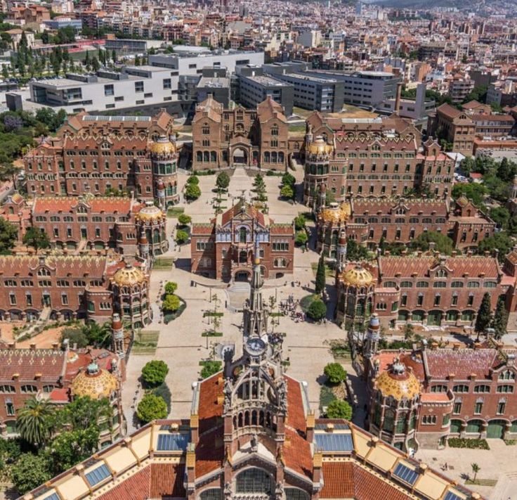 LeoDaVinciWave's tweet image. The Hospital de Sant Pau in Barcelona, Catalonia, Spain 🇪🇸.
