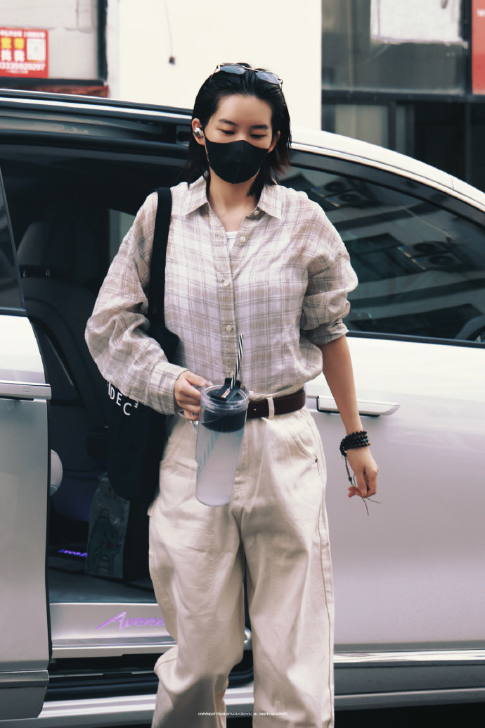 lukeranarchive's tweet image. 250719 © Yakamozmoon
— to work
#KERAN #陆柯燃 #LUKERAN