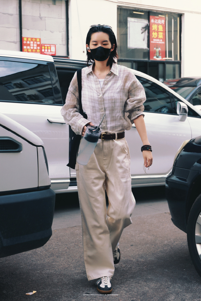 lukeranarchive's tweet image. 250719 © Yakamozmoon
— to work
#KERAN #陆柯燃 #LUKERAN