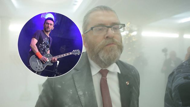 NA KONCERCIE ZESPOŁU MYSLOVITZ  POJAWIŁ SIĘ PLAKAT GRZEGORZA BRAUNA.

Podczas grania numeru "Peggy Brown" w tłumie osób pojawił się plakat Grzegorza Brauna i po chwili koncert został przerwany.

"Mam nadzieję, że to żart. Proszę schować ten transparent. Tego pana k***a nie
