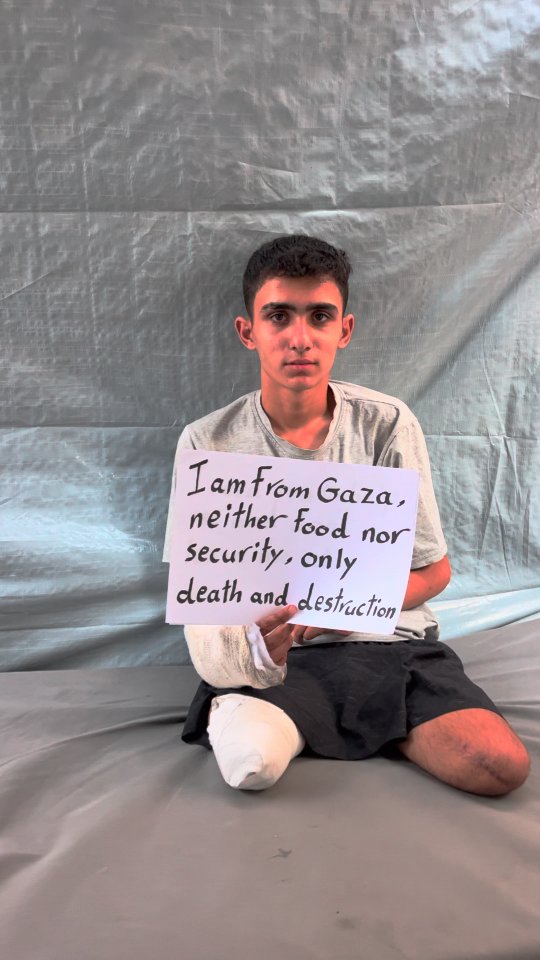 _ahmed_gaza_'s tweet image. Iβm so hungry π
If you see this reply with a dot.
Dear reader of my tweet, I hope to read the article inside the picture and share it as much as possible