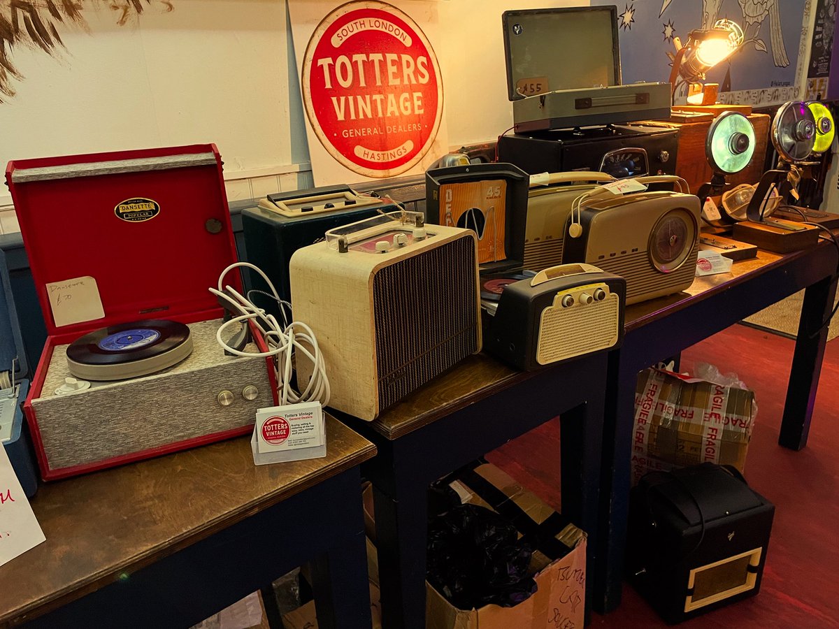 bornatotter's tweet image. All go for the vintage geezer nowadays. Stalled out at the Beatwave Sunday market. #TottersVintage