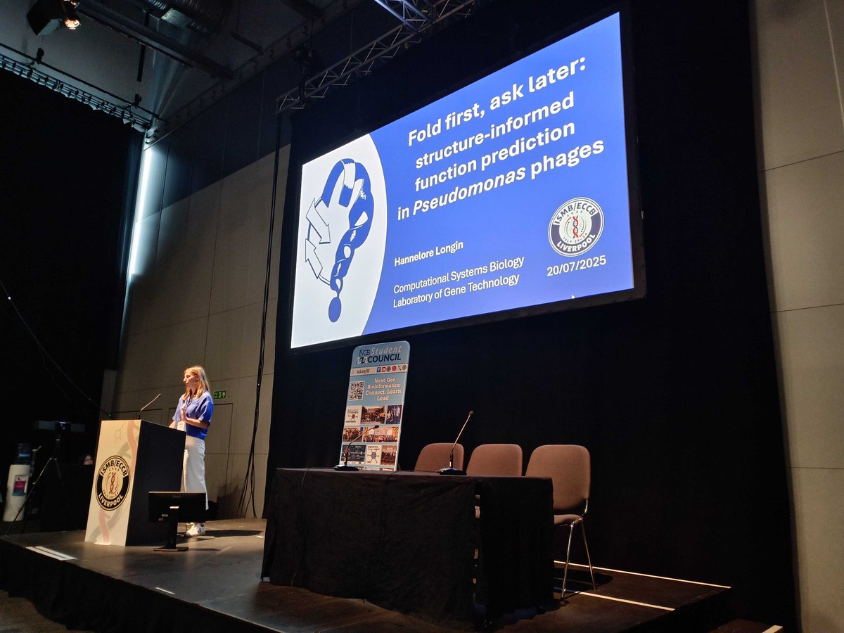 iscb_scs's tweet image. 👉🏻 “Fold first, ask later” — that’s the bold approach Hannelore Longin brought to #SCS2025!🙌🏻
Presenting her research work on structure-informed prediction to uncover viral mysteries, in Pseudomonas phages.
#SCS2025 #ISMB2025 #StructuralBioinformatics #ComputationalBiology