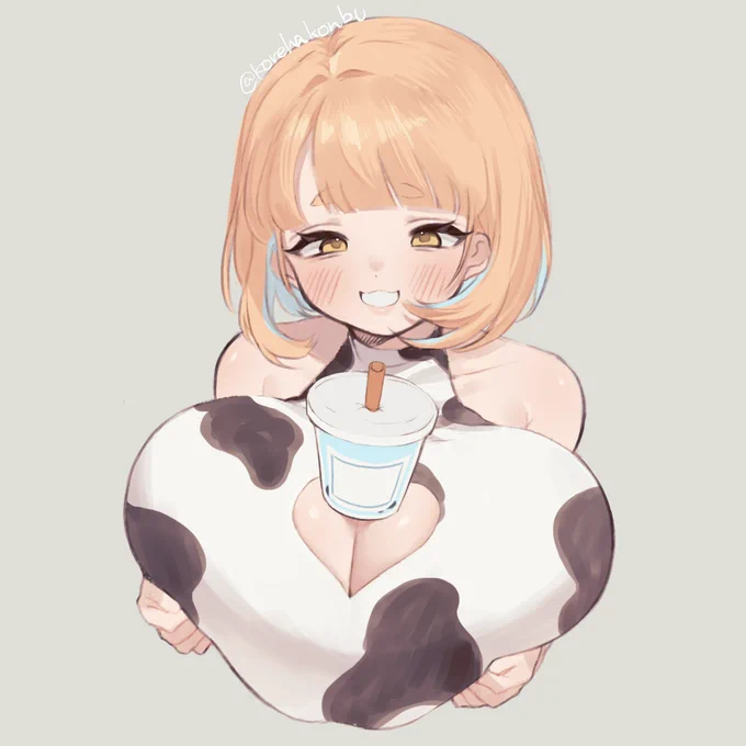 むぎゅっと持ち上げた時にハートの形になるおっぱいかわいくないですか?
