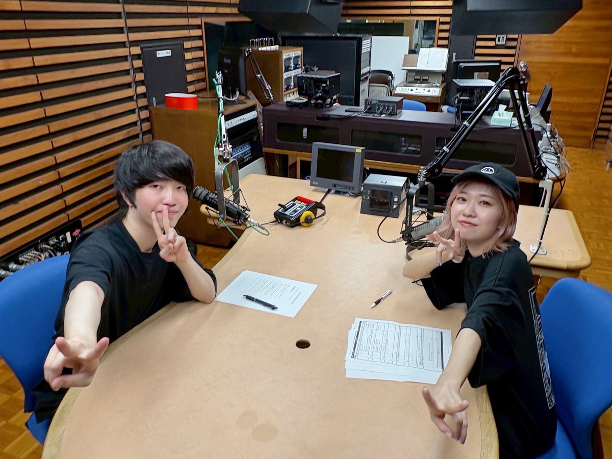 melikret's tweet image. 🐏 - RADIO - 🐏
本日22時からは…
FM北海道 AIR-G'「 FM ROCK KIDS 」
7/30リリースの新曲『透水』を本日初オンエア‼️
Vo.ちぺ涙ながらに語る…??!
お楽しみに📻
radiko.jp/share/?t=20250…
番組感想は #fmrk で呟いてね
📩メッセージはこちらから!
air-g.co.jp//form-rockkids