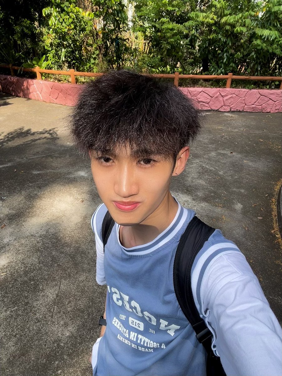 你家小哥哥 tweet media