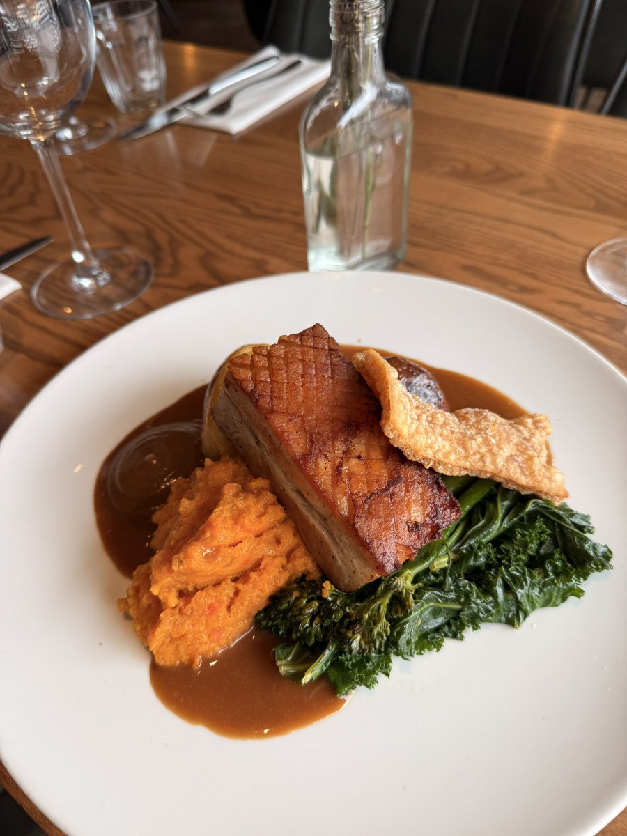A sight to behold on a rainy Sunday afternoon… roast pork belly, long-stem broccoli, carrot &amp; swede, roast potatoes, caramelised apple puree and a cider gravy.