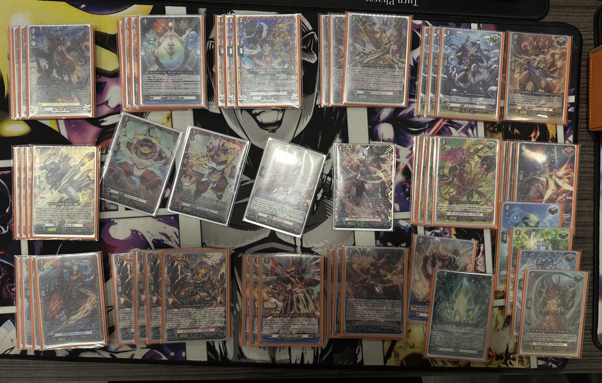 🇧🇳Shop POTYQ Tourney - Labyrinth weekly tournament Week 28 - 19/07/25
Participant: 14 players - 4Rounds swiss

🥇 Kotihblaze - Redzul
🥈 Welstra Black - Nabil
🥉 Bavsargra - Aaron

#vgtopdecks #ヴァンガード #cardfightvanguard