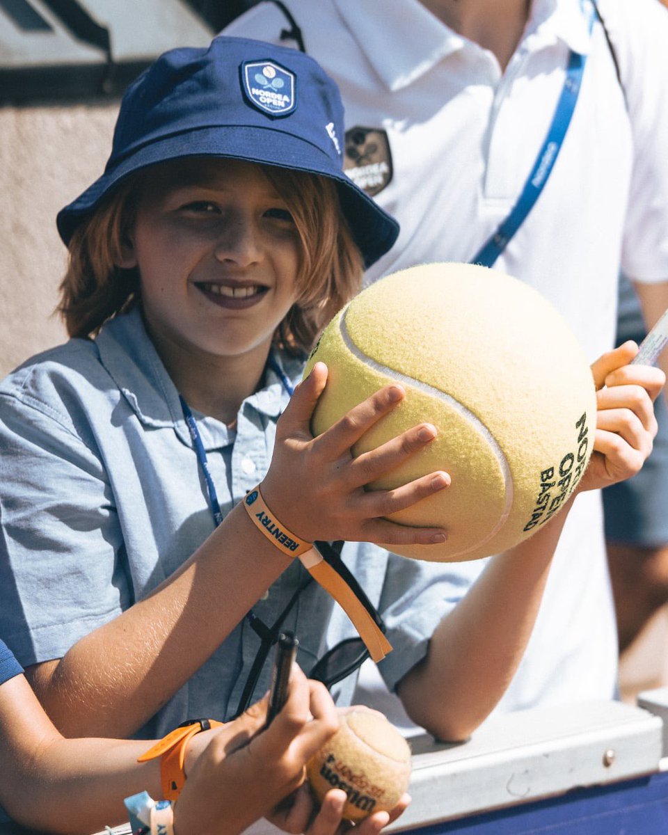 🎾🖊️ Our fans are here!!

#nordeaopen #båstad #tennis #atp