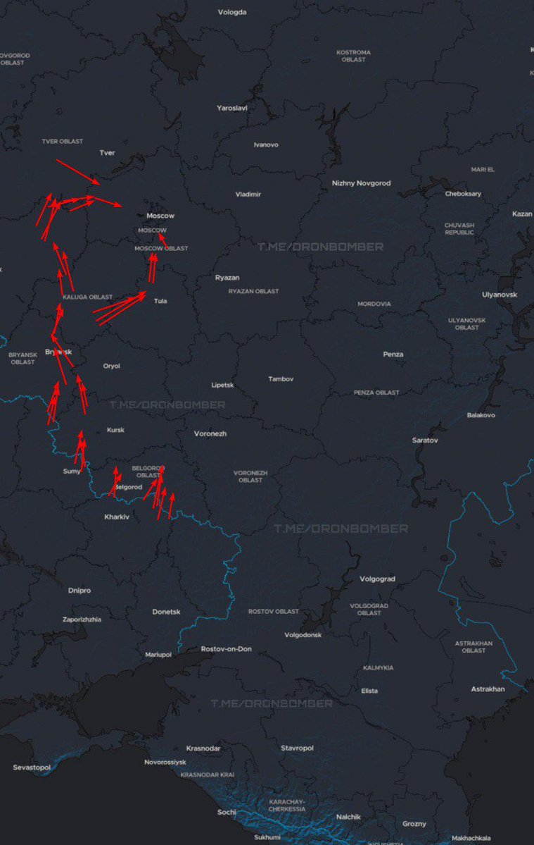 DrnBmbr's tweet image. 🇺🇦15:00 | 20/07
Approximate flight routes of our UAVs:
🔴 Red arrow – directions of loitering munition/strike UAVs;
All information regarding the routes is taken from Russian sources.