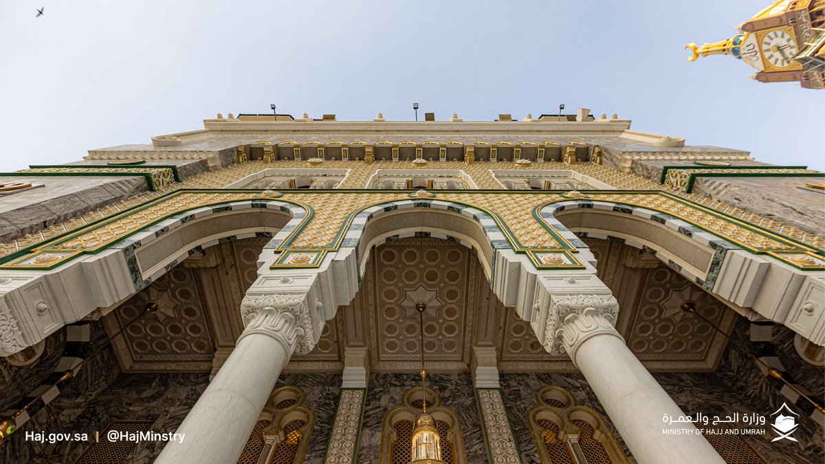 HajMinistry's tweet image. أروقة #الحرم_المكي جلالةُ المكان، وجمالُ العِمران.