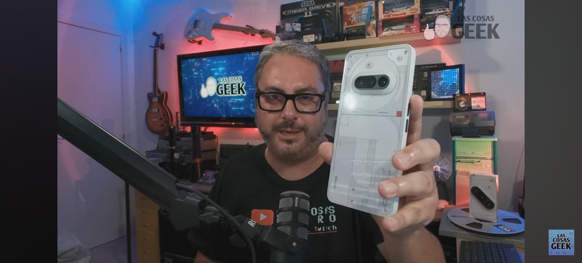 LasCosasRetro's tweet image. Esta semana no hay retro PERO hay review en mi canal secundario LAS COSAS GEEK.
Te traigo el que creo que es el teléfono de gama media más interesante del año, el @nothing Phone 3a.
Dale al play y COMPARTE que ayuda mucho:
youtu.be/k67uTpRW218