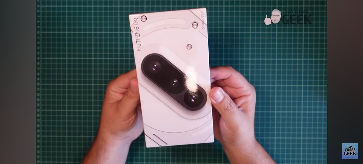 LasCosasRetro's tweet image. Esta semana no hay retro PERO hay review en mi canal secundario LAS COSAS GEEK.
Te traigo el que creo que es el teléfono de gama media más interesante del año, el @nothing Phone 3a.
Dale al play y COMPARTE que ayuda mucho:
youtu.be/k67uTpRW218