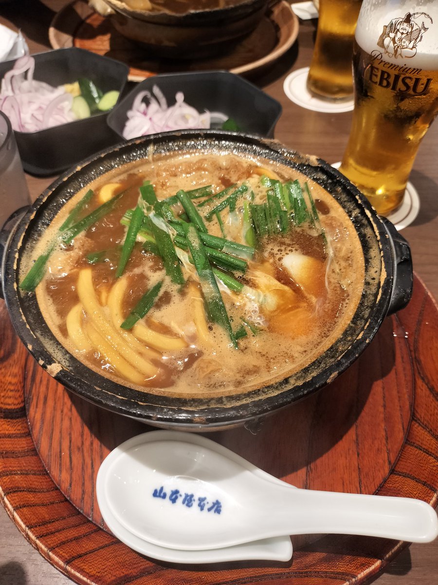 magusofthemoon1's tweet image. ひつまぶし、名古屋コーチン親子丼、きしめん、手羽先、味噌カツ、味噌煮込みうどんとこの3日間でほぼほぼ名古屋飯の有名どころは行けた気がします☺
DAC東北、DAC東京、DAC大阪、DAC北海道には行ったことがあるので今回参加したDAC愛知を最後にDACはコンプリートできましたかね。