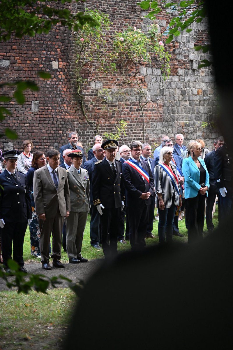 Les 16 et 17 juillet 1942, plus de 13 000 Juifs ont été arrêtés par la police française, avant d’être déportés.

Ce matin à Lille, nous avons rendu hommage aux victimes de ces crimes, et salué les Justes de France, qui ont fait le choix du courage.