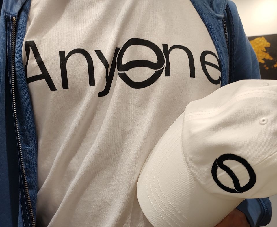rogermoonCrypto's tweet image. Finally altcoin holders are being rewarded for their patience. $ANYONE to 1 billion this cycle. Send it !!! 🚀
anyone.io
$ETH $TAO $HNT $ENA