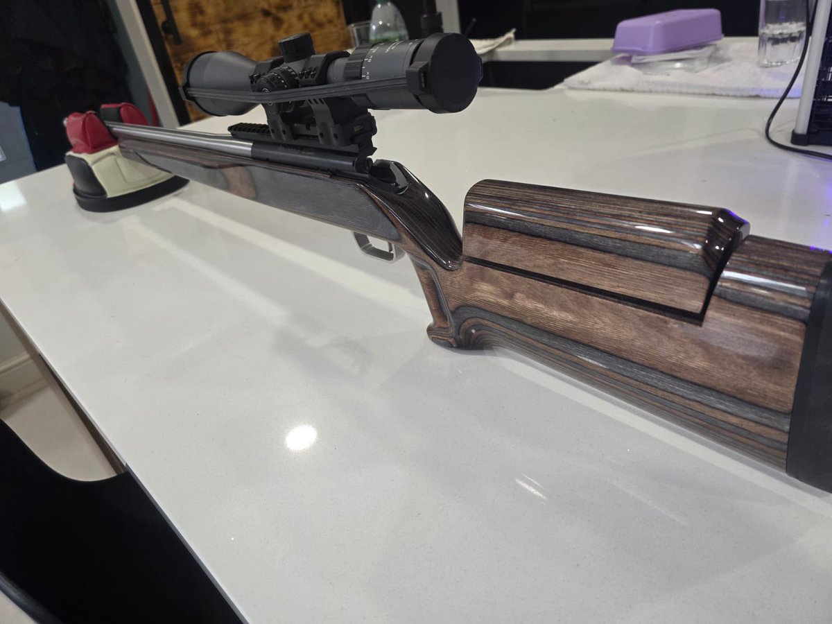 Customstockz tweet media