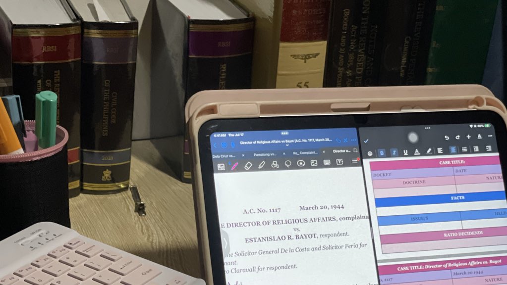 xielaviie's tweet photo. celebrating small wins because i (barely) survived my first week of law school 🥹💗 https://t.co/92TZgFkg4O