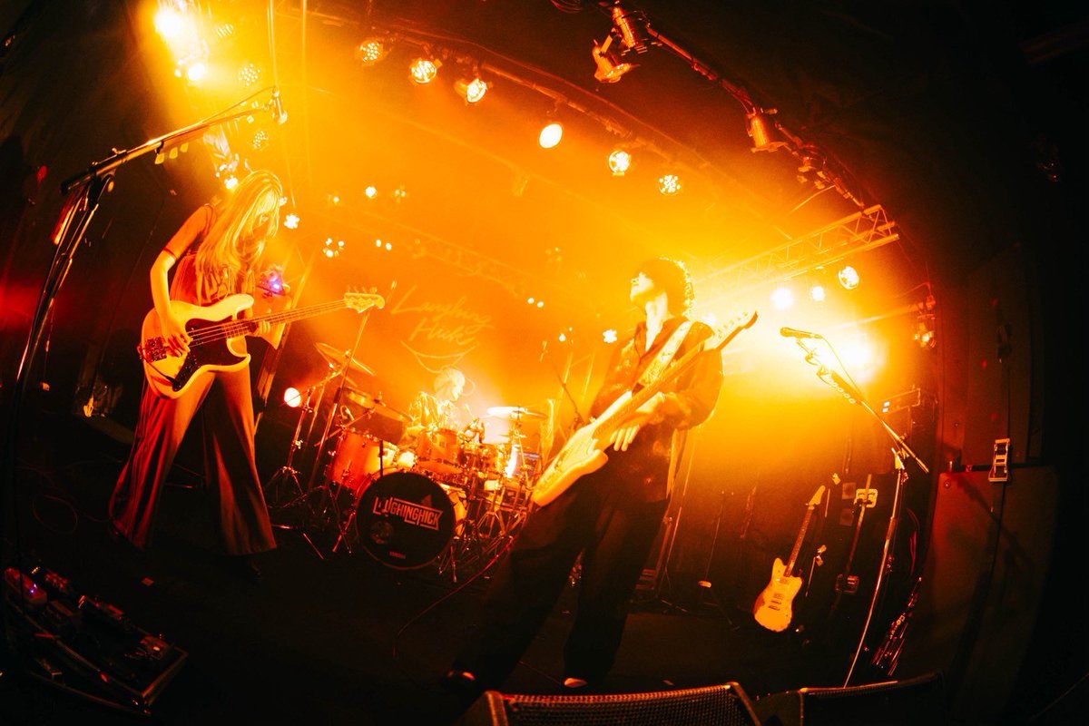 Laughing_Hick's tweet image. 【 RACCOON DOG TOUR 福岡編 】
同郷の九州にワンマンライブで帰ってこれて嬉しかったなぁ💭
たくさん歌って手をあげて楽しんでくれてありがとう☺︎
メンバー2人も『九州やっぱりすごいなぁ』って言っててドヤ顔の私でした🫢
素敵な夜をありがとう!また一緒に遊ぼうね🦁❤️🔥 あかり