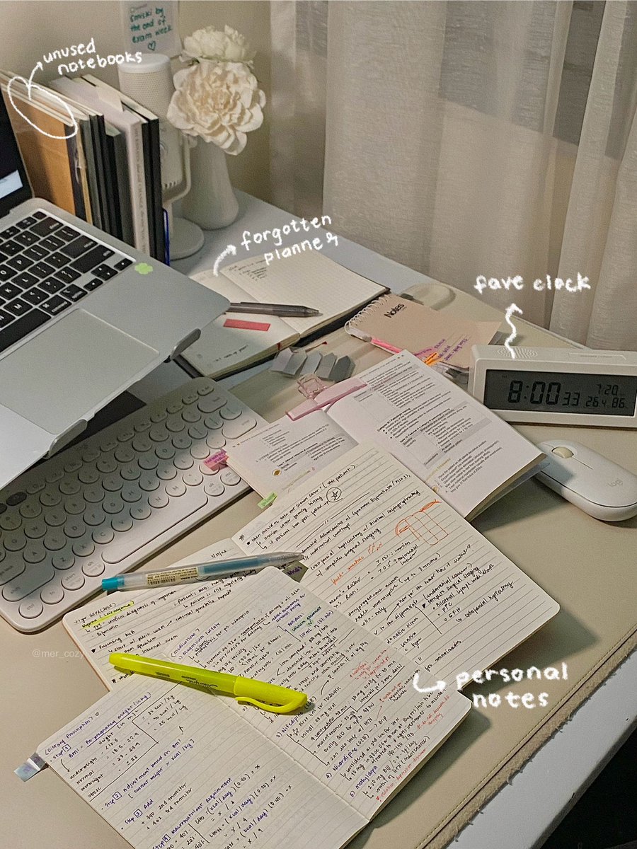 mer_cozy's tweet photo. hey hey hey I am back with my accountability posts

#studytwt #medtwt https://t.co/lm5zPj5VKc