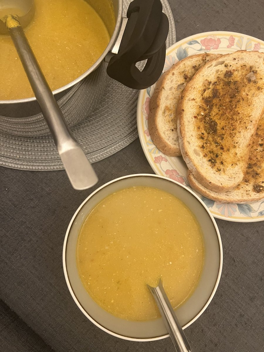 dapsakannamma's tweet image. A roundup of some of the meals I’ve managed to make - mostly healthy and clean eating!