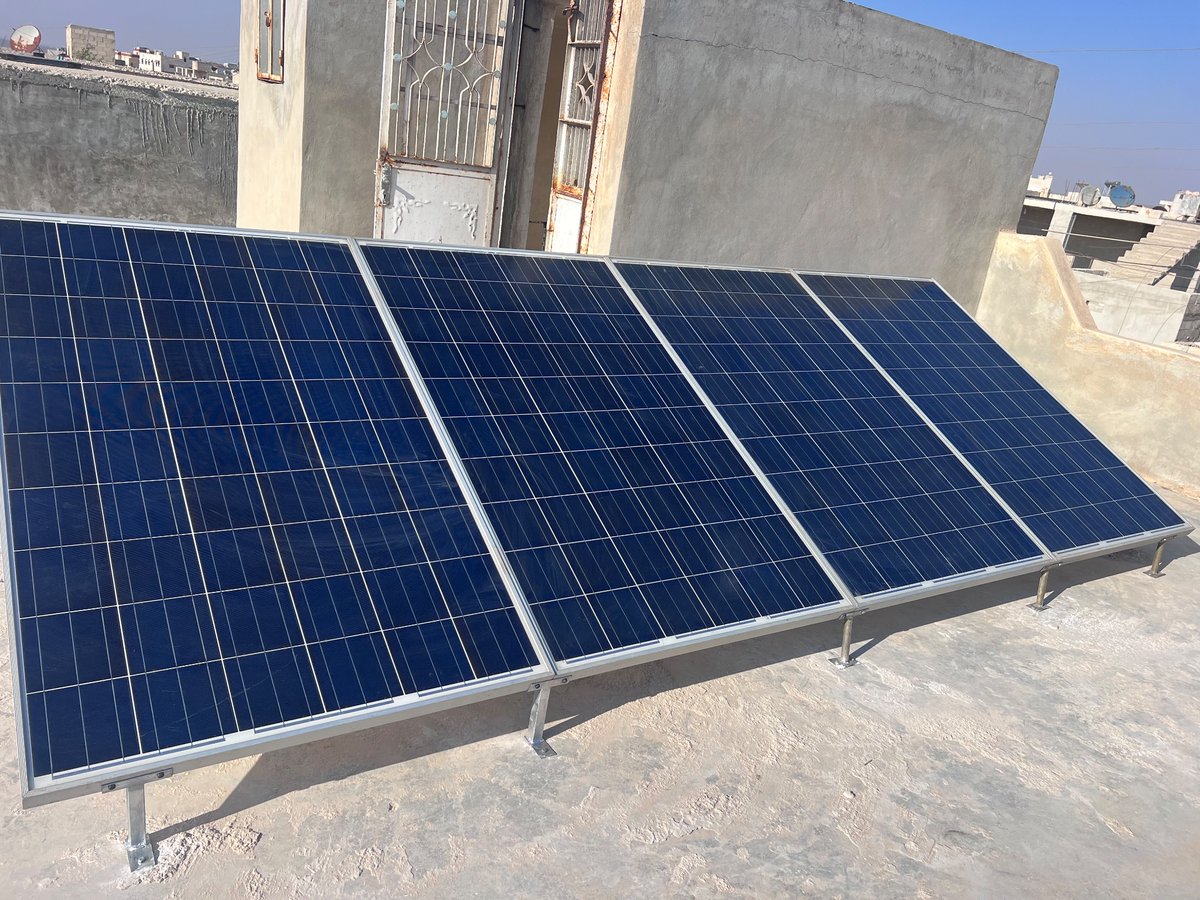 ajaltamimi's tweet image. Can’t stress enough what a blessing solar power has been for my home in Syria, drastically cutting reliance on dirty diesel generators that lead to very expensive electricity bills for constantly running devices like a fridge