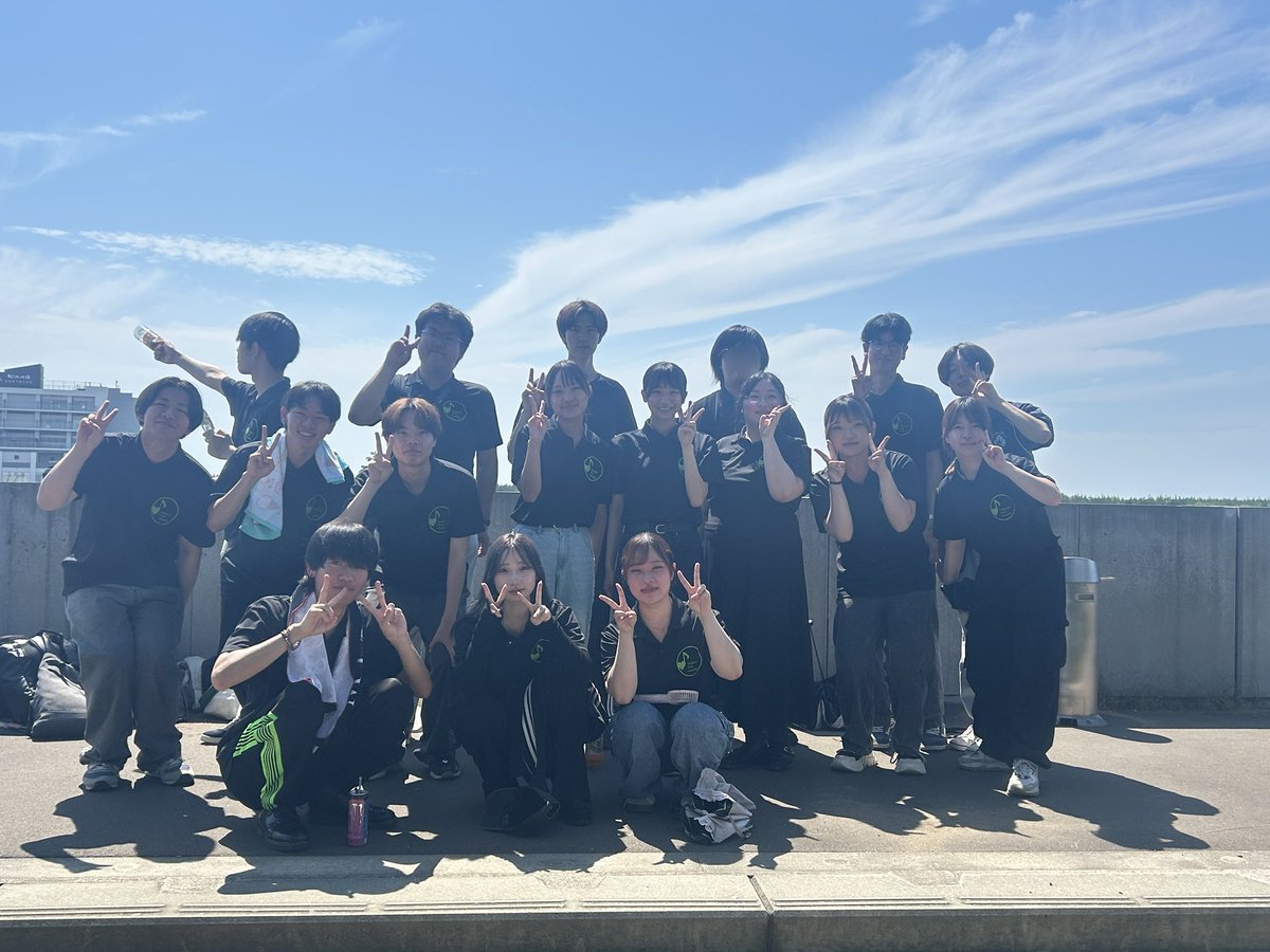 本日、ゆりあげ港朝市にて応援三者トレフレッチェによる閖上復興応援パフォーマンスを行いました🌊🔥🎌
炎天下に負けない私たちの熱いパフォーマンスで閖上の皆さんにエールを送ることができました！
手拍子等で盛り上げてくださった皆さま、ありがとうございました😭👏🏻✨