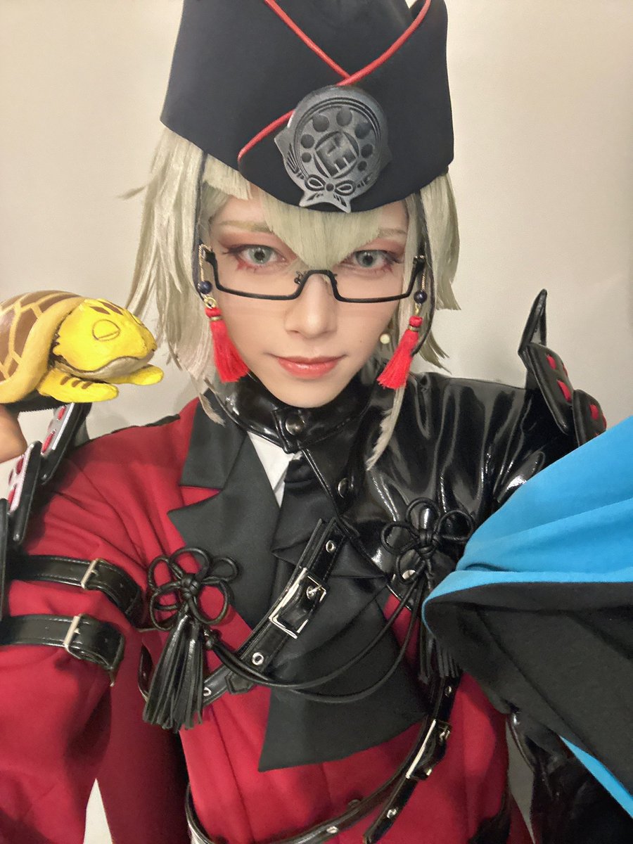 takeru_minato's tweet image. 舞台『刀剣乱舞』 士伝 真贋見極める眼
11日目ありがとうございました!
ゆっくり自撮りしようと思ったんだけど…
とても賑やかです笑
#かめきち #刀ステ #刀剣乱舞
