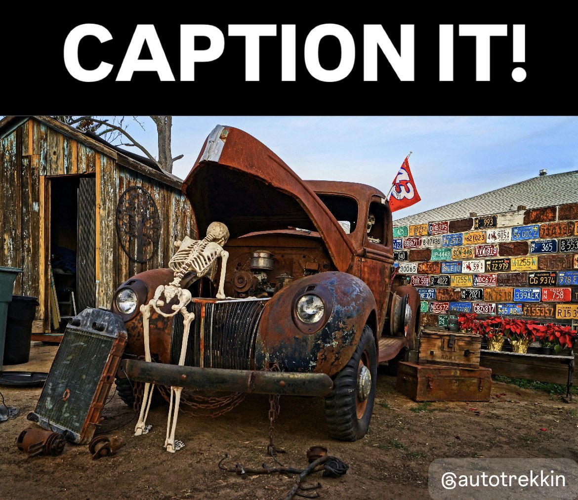 autotrekkin's tweet photo. Caption It! 🤔😱😜
#cars #autotrekkin #funny #captionit https://t.co/dGFM2woXix