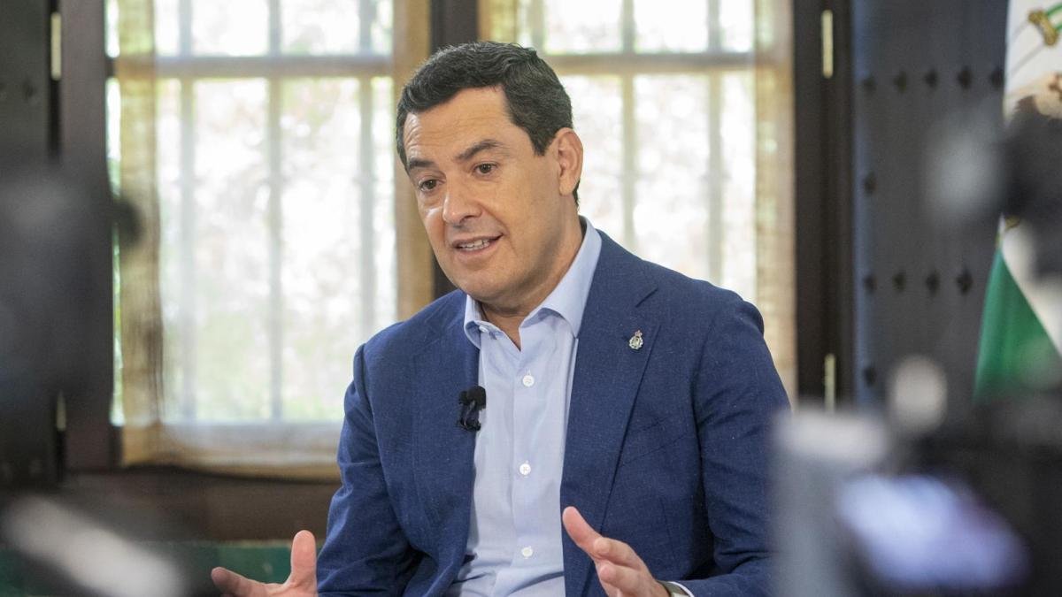 "La sanidad pública para todo y para todos con una población cada vez más mayor puede llegar un momento que sea inviable". Moreno Bonilla

Algún día se recordará cómo el presidente moderado y buena gente NOS LA COLÓ