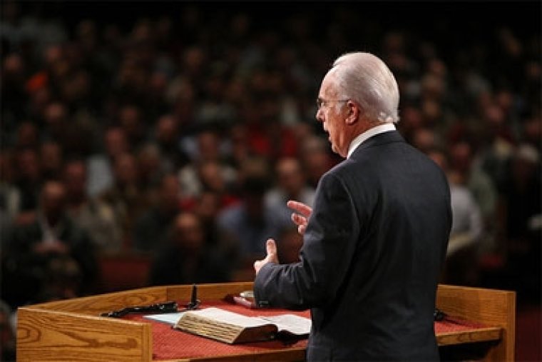MacArthurGold's tweet image. God forgave sinners before Christ died. God forgives sinners since Christ died. But God forgives all sinners 𝘣𝘦𝘤𝘢𝘶𝘴𝘦 Christ died.
—John MacArthur, Sermon: The Final Passover, the First Communion