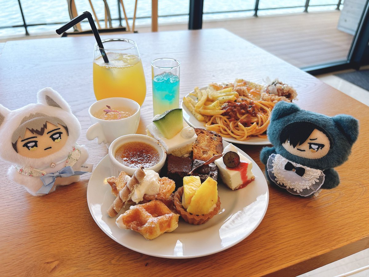 kotora_1877's tweet image. スイーツビュッフェしてきたよ〜🥳💕🍰🧁🍨