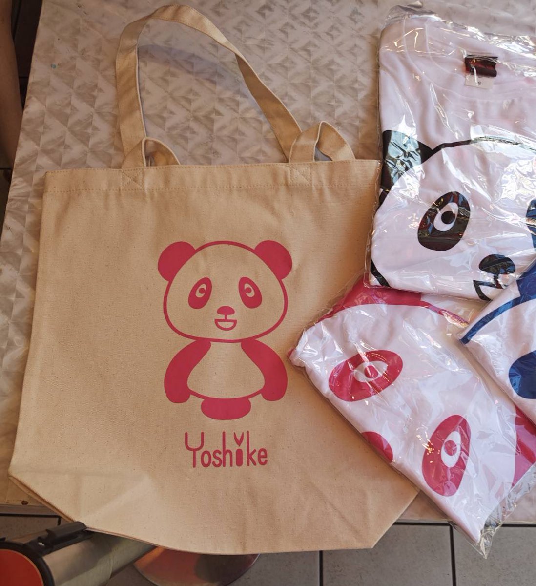 yoshiike_group's tweet photo. 🐼吉池パンダ🐼
グッズ販売開始しました〜❣️❣️
あなたも吉池✨ 推し活どう⁇ https://t.co/okutOJwsNH