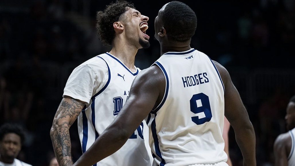 Woke up this morning like…

📸: <a href="/zjbphotography/">zjbphotography</a> 

#DawgsOnly