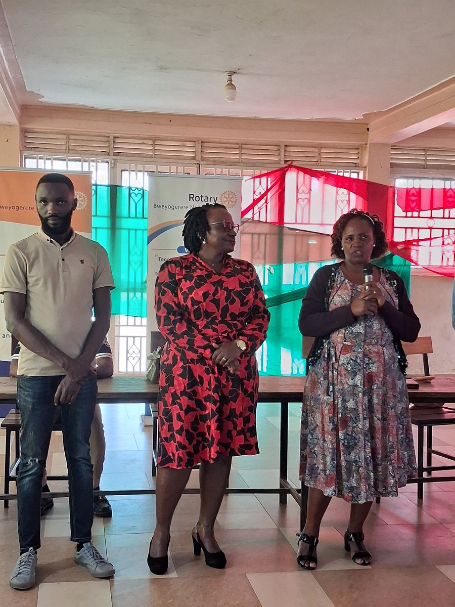 elauemm's tweet image. At St. Julian High School Gayaza for the charter of the interact club. Forward we move. Thank you @rcbnuganda for mothering and @Destadia for helping organise this.
