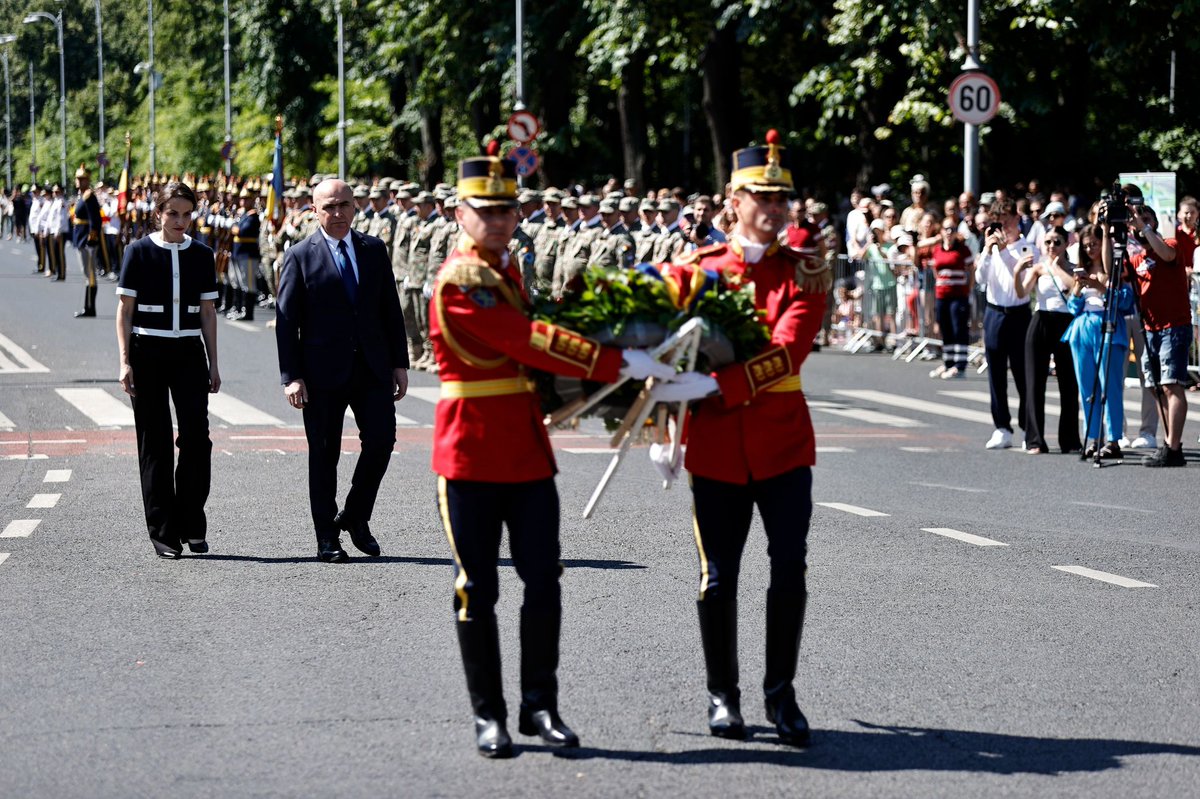 🇷🇴 Honoured to attend today’s ceremony marking Romanian Aviation Day at the invitation of Ionut Mosteanu, minister of defence. Together with Prime Minister Ilie Bolojan we layed a wreath  for the fallen air heroes on behalf of the Government of Romania.

Romania’s Air Force is