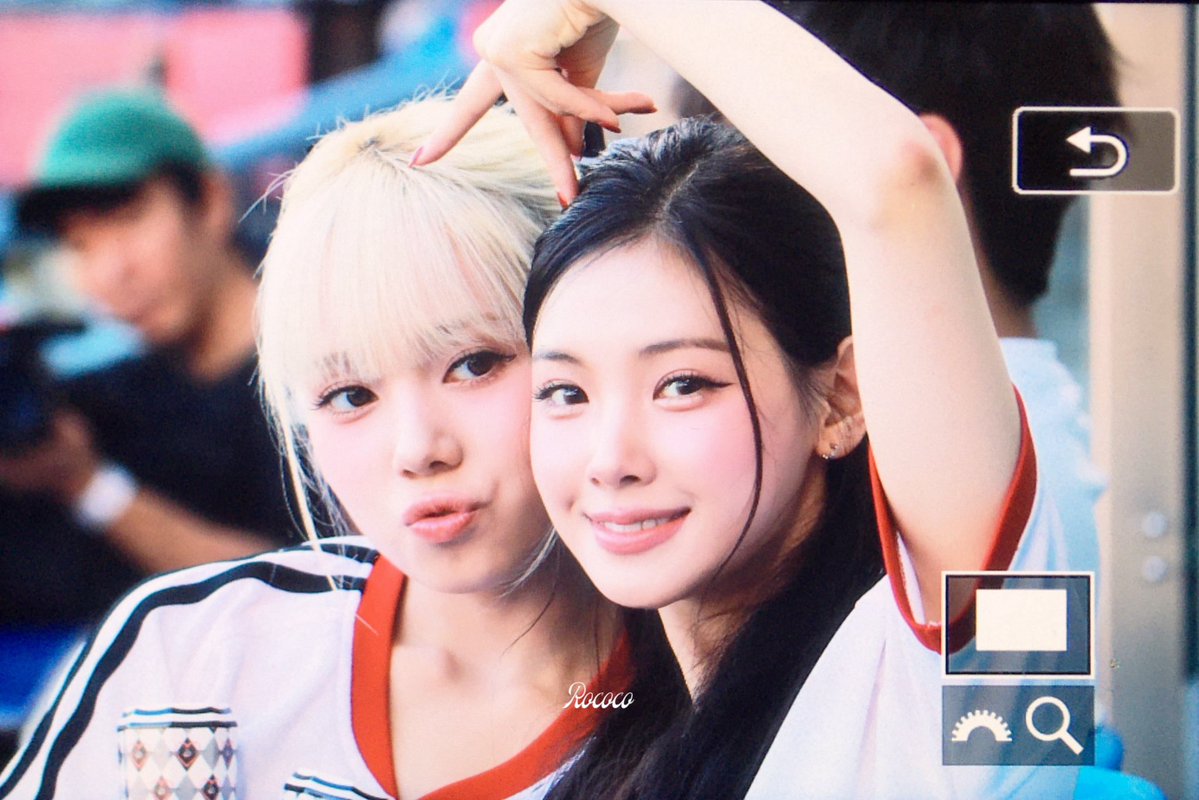 rococo_yh's tweet image. 250720 수고많았당🫳🫳🫳
#BabyDONTCry #베이비돈크라이 #Yihyun #이현