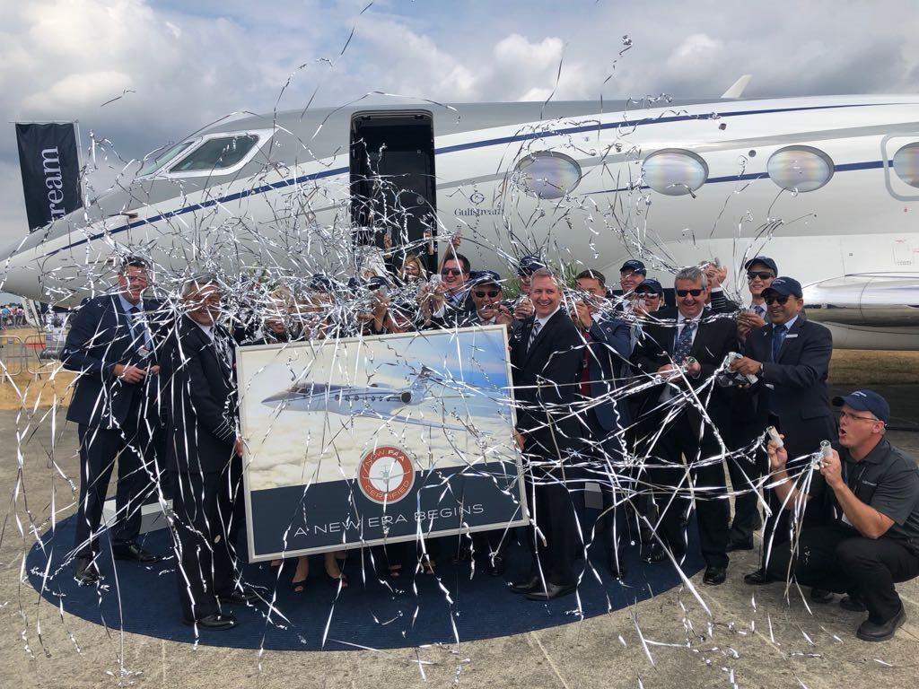 GulfstreamAero's tweet image. #OnThisDay in 2018, the #G500 — the first-ever business jet to feature active control sidesticks — was certified by the FAA. Our team celebrated the news during the Farnborough International Airshow.
Learn more: glf.aero/G500