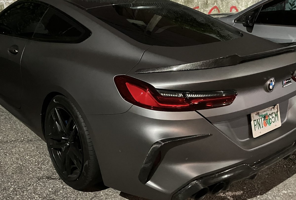 NYPD109Pct's tweet image. Last night your 109 cops dispersed a large car meet at Booth Memorial Ave and Fresh Meadow Ln. Two vehicles were confiscated for being unregistered and having illegal window tints.