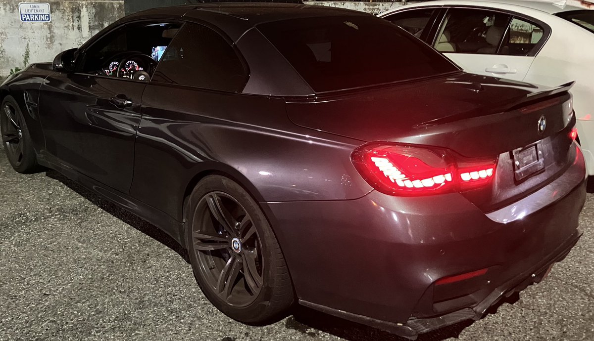NYPD109Pct's tweet image. Last night your 109 cops dispersed a large car meet at Booth Memorial Ave and Fresh Meadow Ln. Two vehicles were confiscated for being unregistered and having illegal window tints.