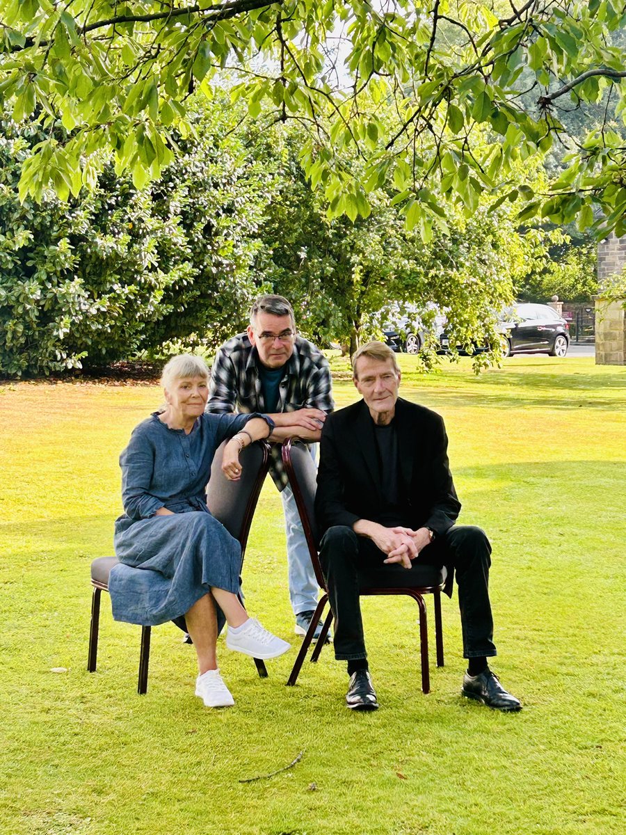 alisonbarrow's tweet image. Thank you team @HarrogateFest for possibly the best ever #TheakstonsCrime weekend. Team @TransworldBooks delighted to host 24 authors this year. Some highlights below... (yes that is Atkinson, Herron and Child - when Jackson met Jackson met Jack!) 🥳 🎉 📚