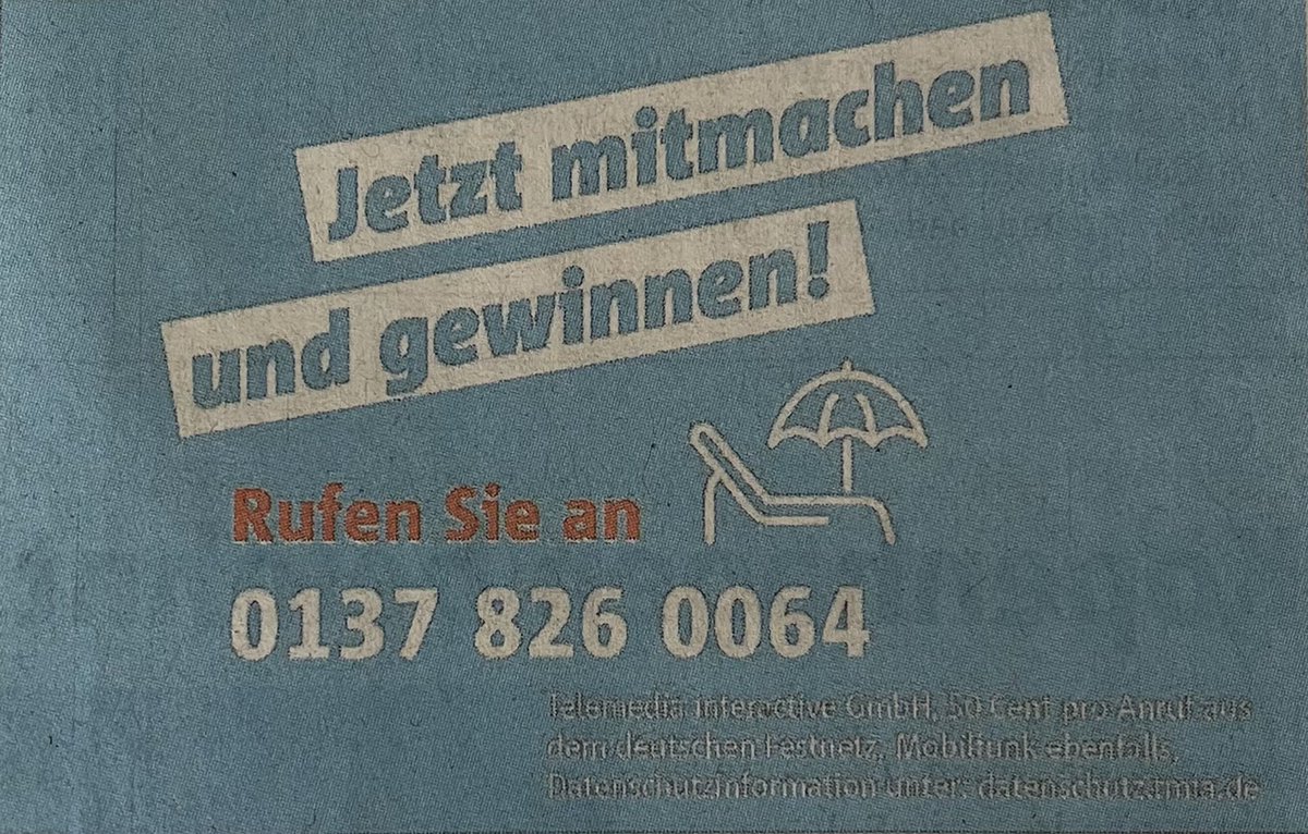frenocomio's tweet image. Ich finde das schon etwas frech. Und nein - es ist keine schlechte Kamera.
Oder schämen sich die Betreiber, dass Anrufer aus dem Festnetz 50 Cent/Anruf zahlen müssen. Ist doch billiger als eine Postkarte.
!B