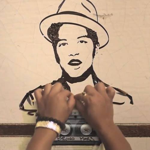 BrunoMarsAccess's tweet image. 15 ANOS DE “JUST THE WAY YOU ARE”!
Há exatamente 15 anos, Bruno Mars lançava seu single de estreia: Just The Way You Are. A canção se tornou rapidamente um fenômeno global, alcançando o topo das paradas como a Billboard Hot 100, UK Charts, Canadá, Austrália e muitas outras, além…
