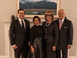 greg_scott84's tweet image. If you are against the WEF/UN/etc, but support Pierre Poilievre/CPC, then you've lost the script entirely and need to rethink your priorities.
Harper/Mulroney got down on their knees for the global cartel and then gave Poilievre their full endorsement. Poilievre then keeps…